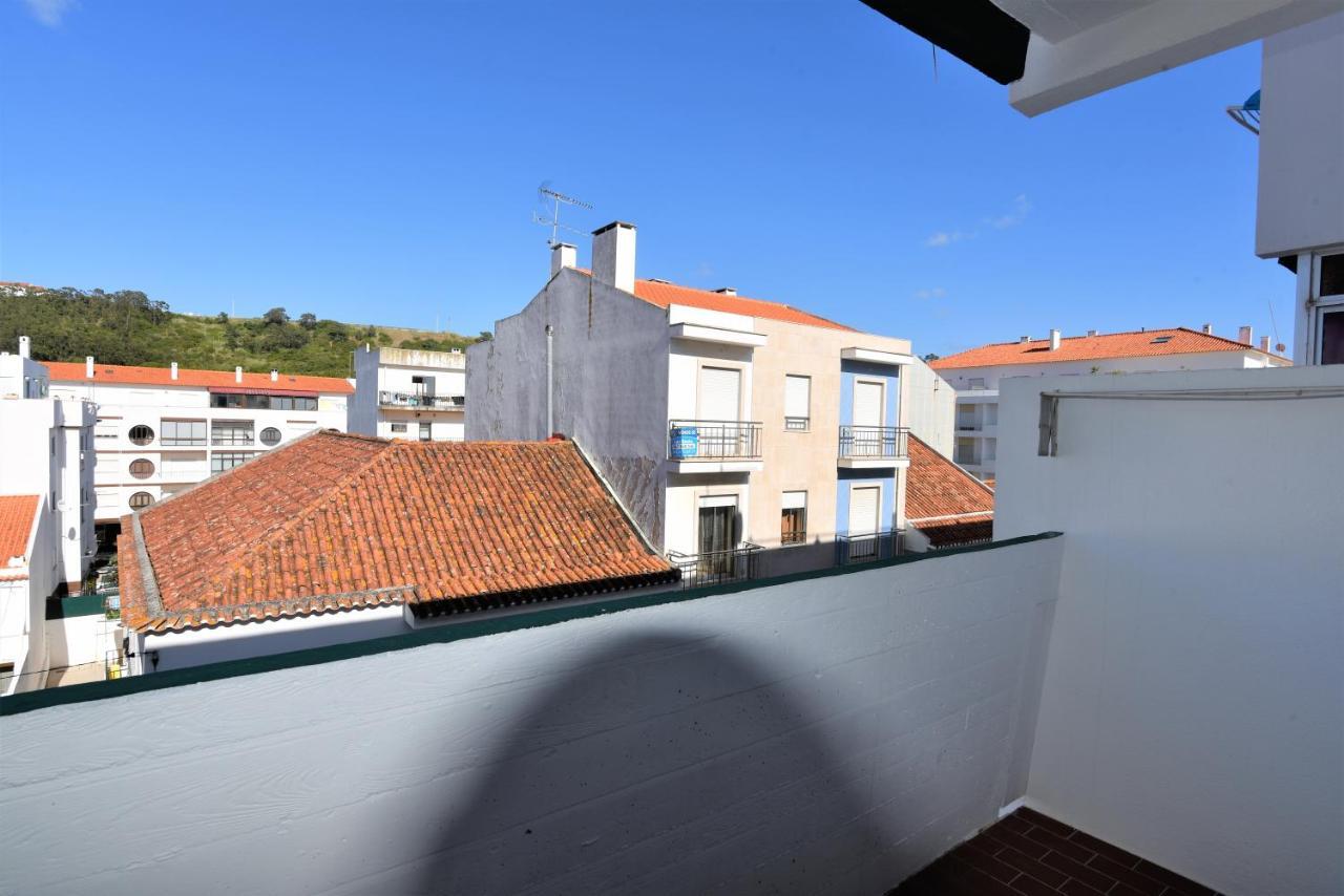 Apartamento Oceano Nazare Bagian luar foto